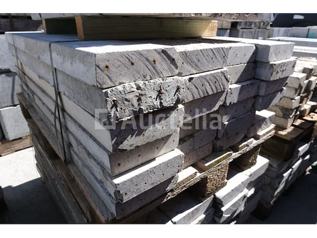 60 diverse betonnen latei - afbeelding 5 van  5