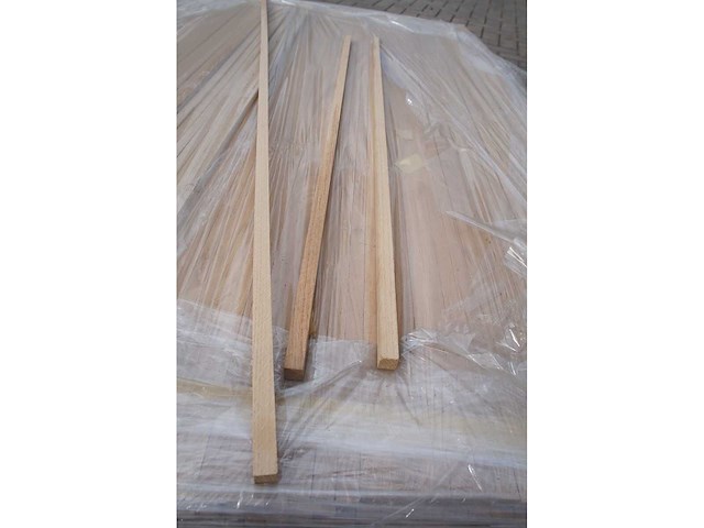 60 lm massief eiken plinten 15x15 - afbeelding 4 van  4
