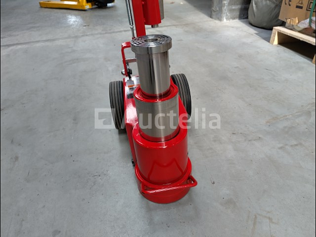 60 tons hydraulische krik - afbeelding 1 van  4