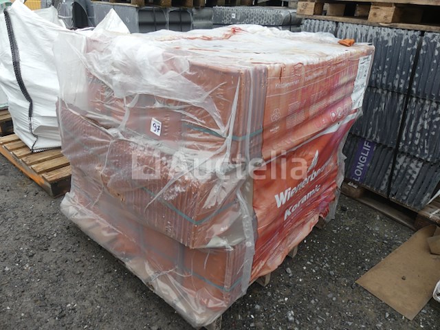 600 wienerberger tegels 44 natuurlijke rode stormtegel - afbeelding 2 van  5