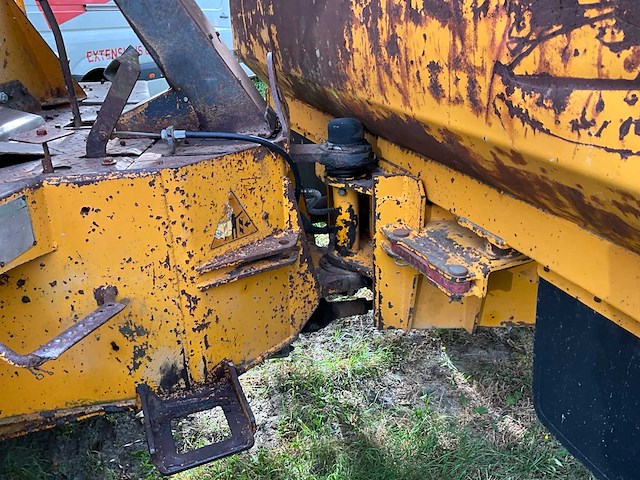 6000 apnp dumper - afbeelding 18 van  29