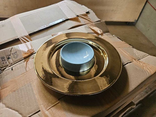 60+60 x serax - san pellegrino - bord goud 30cm + schaal blauw 12cm - afbeelding 1 van  7