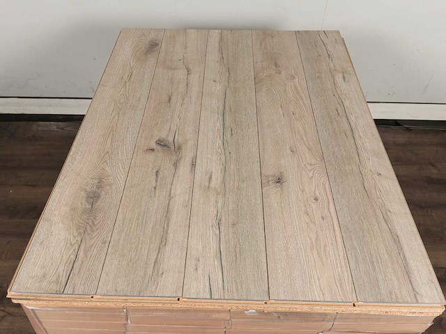 61 m2 laminaat plank - 1285 x 192 x 7 mm - afbeelding 3 van  4