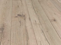 61 m2 laminaat plank - 1285 x 192 x 7 mm