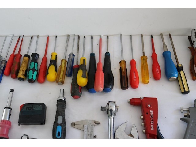 62 diverse stuks gereedschap - afbeelding 3 van  7