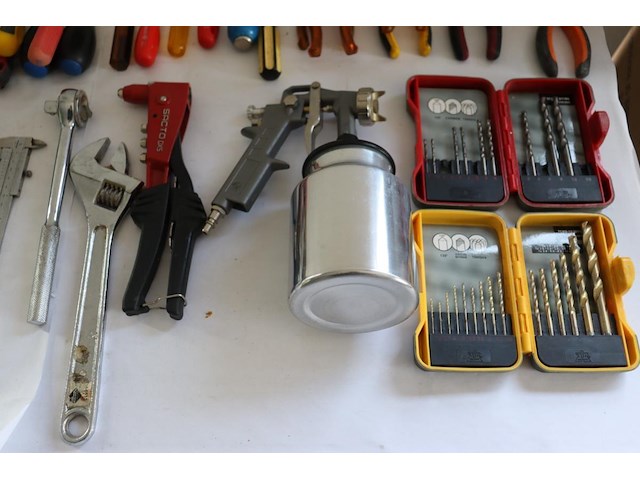 62 diverse stuks gereedschap - afbeelding 5 van  7