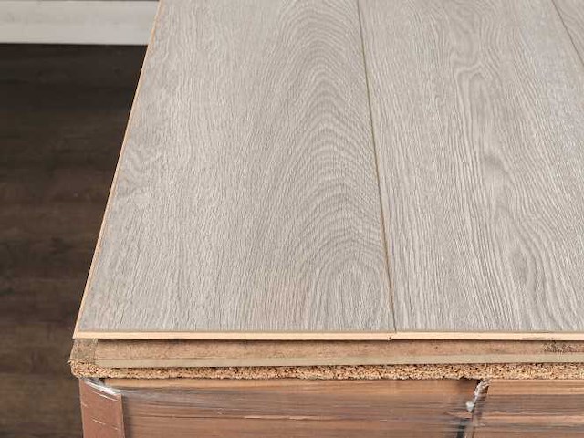 62 m2 laminaat plank - 1261 x 192 x 7 mm - afbeelding 2 van  4