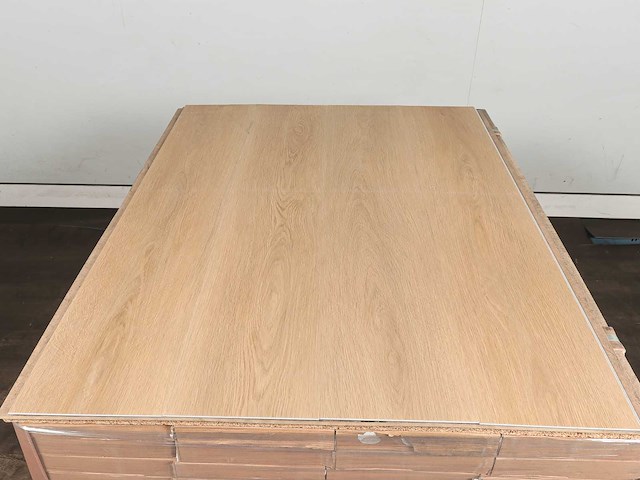 62 m2 pvc spc click vinyl plank met xps onderlaag - 1220 x 228 x 4+1 mm - afbeelding 3 van  4