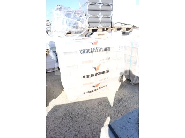 620 vandersanden rega bricks - afbeelding 1 van  6