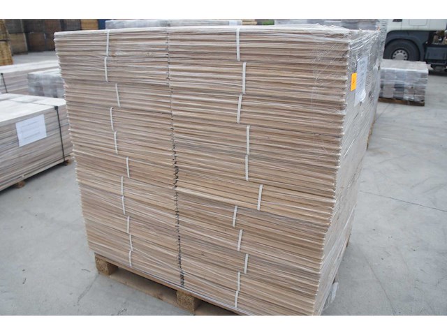 63,40 m² massief eiken visgraat 20mm - afbeelding 2 van  2