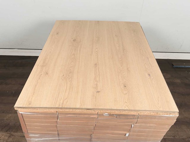 64 m2 laminaat plank - 1287 x 192 x 8,5 mm - afbeelding 3 van  4