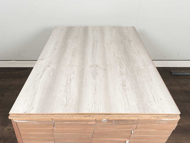 64 m2 laminaat plank - 1383 x 193 x 8 mm - afbeelding 3 van  4