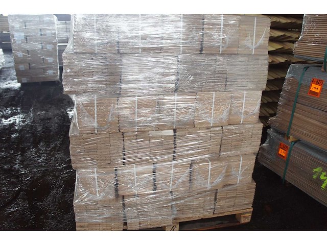 64,20 m² massief eiken visgraatparket 16mm - afbeelding 3 van  3