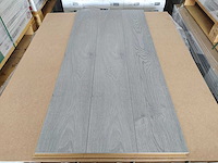 64,33 m² laminaatvloer 12mm - afbeelding 1 van  2