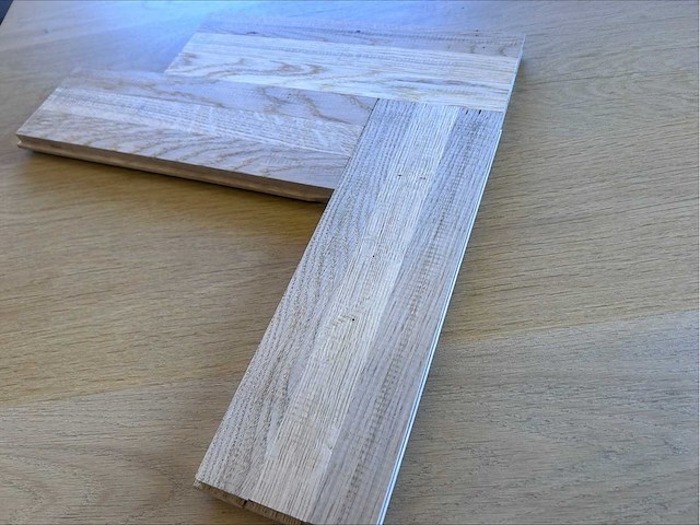 64,68 m² massief eiken visgraat 21mm - afbeelding 3 van  8