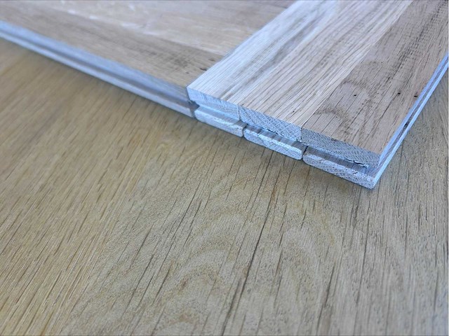 64,68 m² massief eiken visgraat 21mm - afbeelding 4 van  8