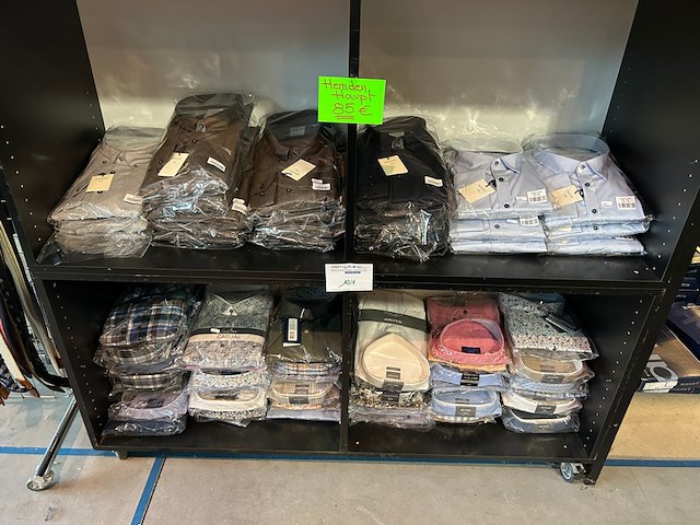 65 herenhemden - afbeelding 1 van  12