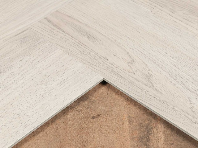 65 m2 pvc spc click visgraat met xps onderlaag - 640 x 128 x 6 mm - afbeelding 2 van  4