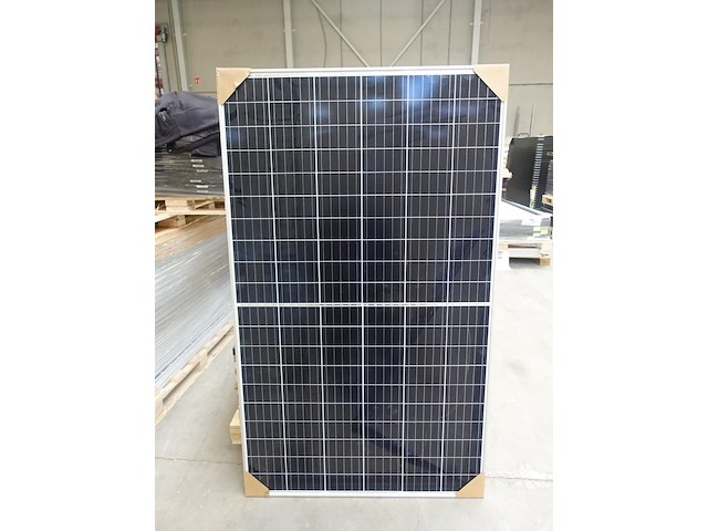 65 x zonnepaneel dmegc 335 g1 60 hsw (21.775 wp) - afbeelding 1 van  3