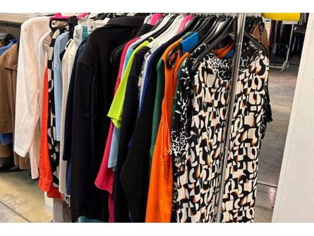 65x dameskledij - afbeelding 2 van  10