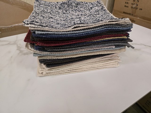 65x lapjes stof dikke stof 30x25cm - afbeelding 1 van  15