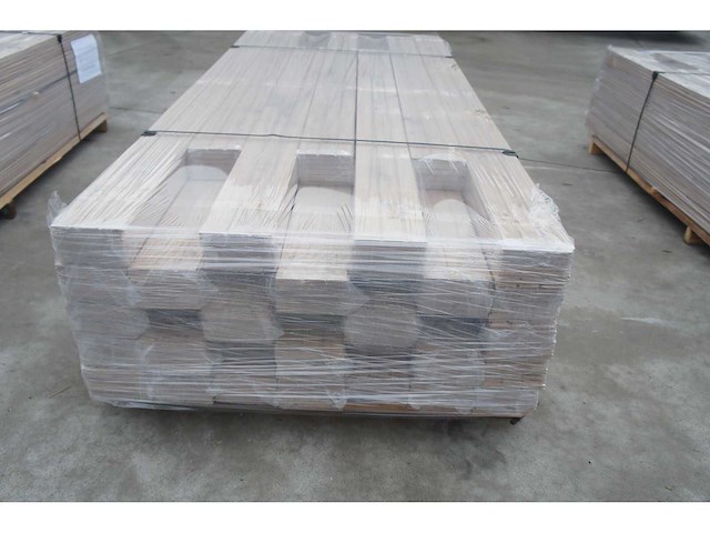 66,90 m² massief eiken parket 15mm - afbeelding 3 van  7