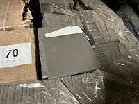 66m2 keramische tegels - afbeelding 1 van  2