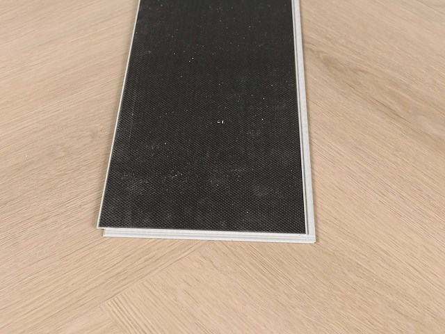 67 m2 pvc spc click vinyl plank met xps onderlaag - 1220 x 228 x 4+1 mm - afbeelding 4 van  4