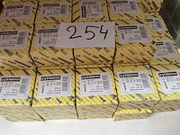 68 doosjes schroeven - afbeelding 2 van  4