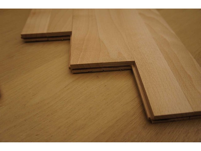 68,04 m² massief beuken visgraatparket 16mm - afbeelding 10 van  10