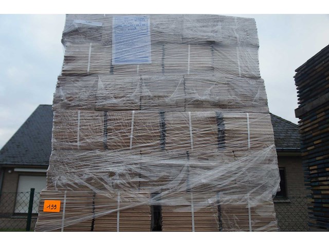 68,04 m² massief eiken visgraatparket 16mm - afbeelding 1 van  3