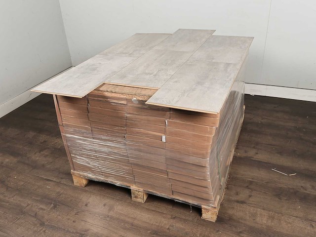 69 m2 laminaat tegel - 638 x 330 x 8 mm - afbeelding 4 van  4