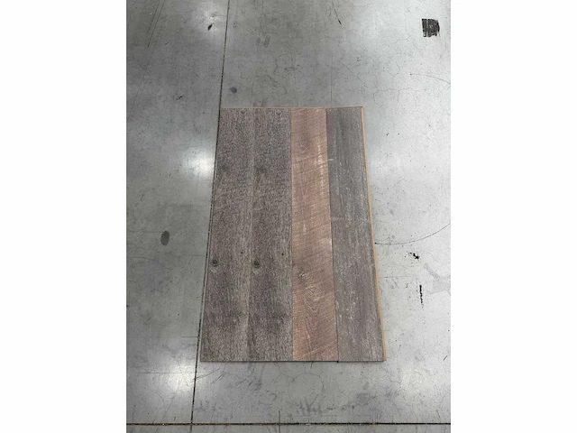 69,2 m² laminaatvloer mix set 10mm - afbeelding 1 van  4