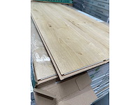 69,21 m² laminaatvloer 9mm - afbeelding 2 van  3