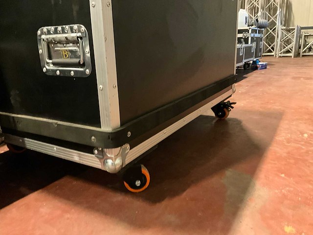 6m2 led scherm p3,9mm outdoor - afbeelding 3 van  12