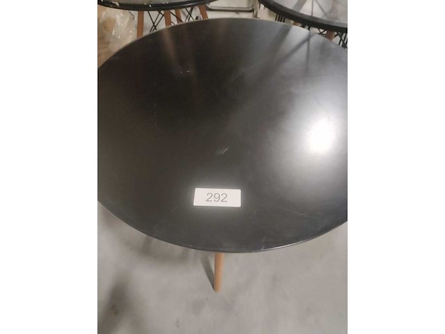 6x design tafel met houten poten zwart diam 80cm - afbeelding 1 van  2