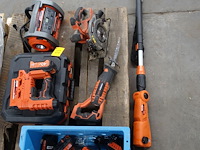 6x diverse accu machines powerplus