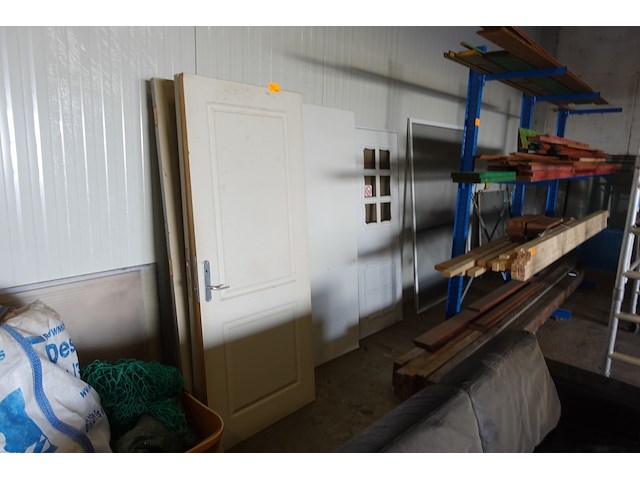 6x diverse deuren - afbeelding 1 van  7