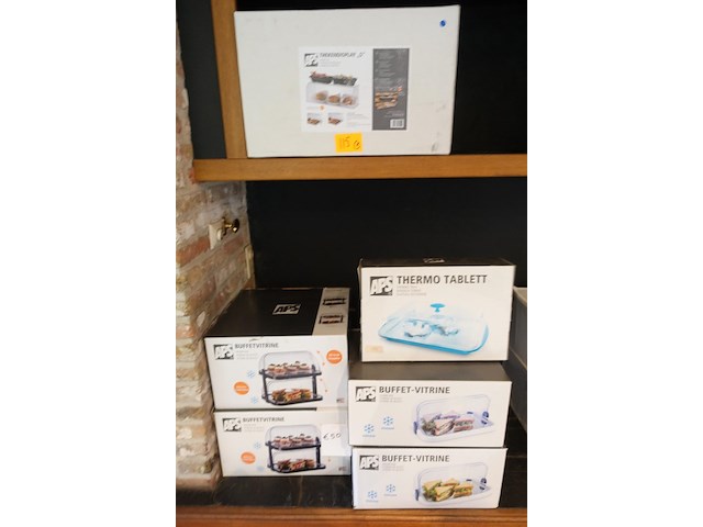 6x diverse vitrine displays aps - afbeelding 1 van  4