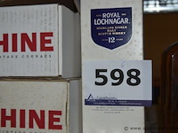 6x fles sterke drank, wo. hine vintage cognacs, royal lochnagar highland single malt scotch whisky 12 years, william lawson's aged 12 years scotch whisky, black & white classic old scotch whisky 1l - afbeelding 3 van  3