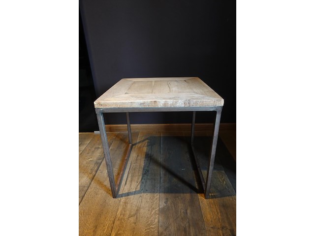 6x houten bijzettafel - afbeelding 1 van  4