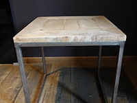 6x houten bijzettafel