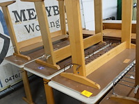 6x houten lessenaar - afbeelding 1 van  1