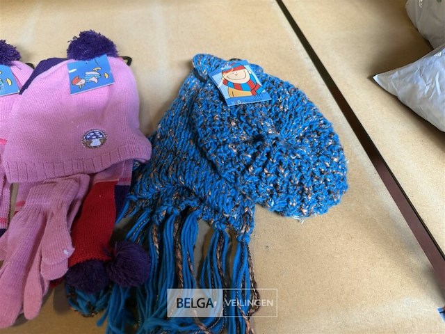 ± 6x kinder winteraccessoires - afbeelding 2 van  5