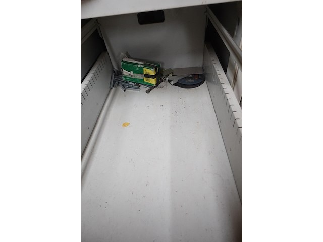 6x metalen ladekast gispen + inhoud - afbeelding 10 van  13
