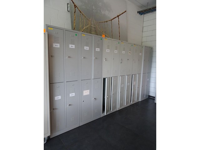 6x metalen locker - afbeelding 1 van  4