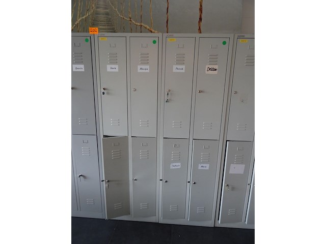6x metalen locker - afbeelding 3 van  4