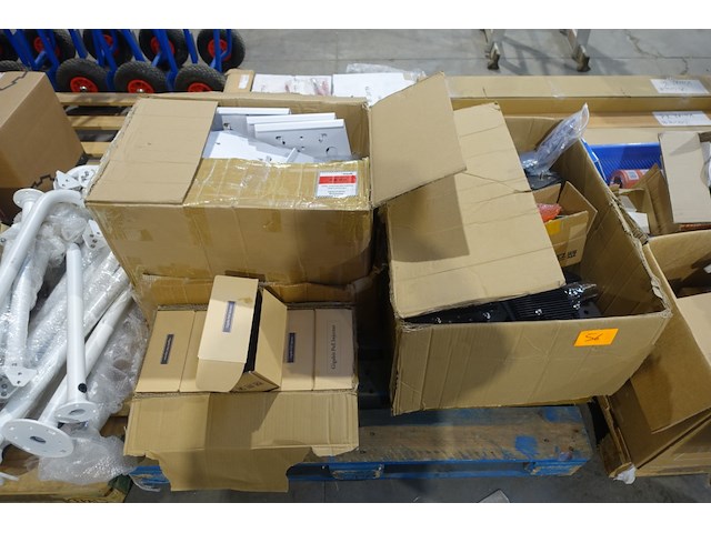 6x pallet diverse beveiligingscamera's wisenet + bevestigingen - afbeelding 6 van  25