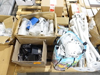 6x pallet diverse beveiligingscamera's wisenet + bevestigingen - afbeelding 7 van  25