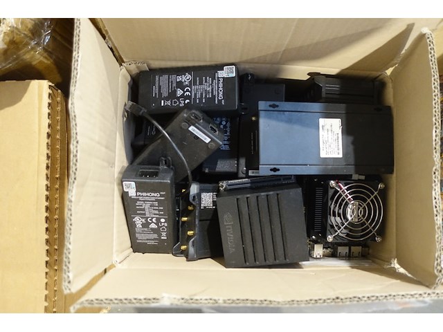 6x pallet diverse beveiligingscamera's wisenet + bevestigingen - afbeelding 9 van  25